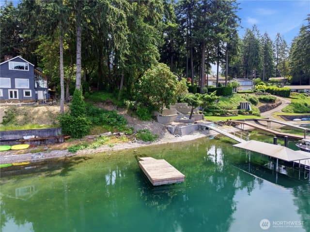Property photo for 12795 Gravelly Lake Drive Sw, Lakewood photo 2
