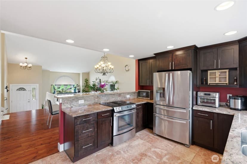 Property photo for 10927 Ne 157th Street, Bothell photo 11