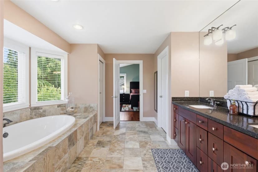 Property photo for 10927 Ne 157th Street, Bothell photo 29