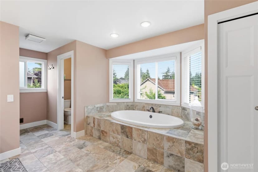 Property photo for 10927 Ne 157th Street, Bothell photo 26