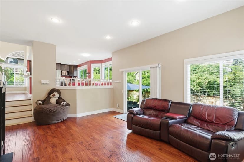 Property photo for 10927 Ne 157th Street, Bothell photo 18