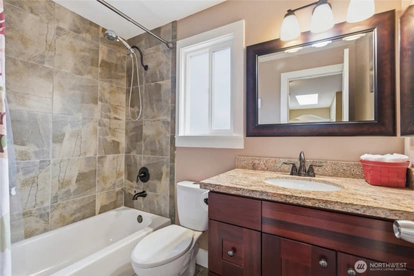Property photo for 10927 Ne 157th Street, Bothell photo 15