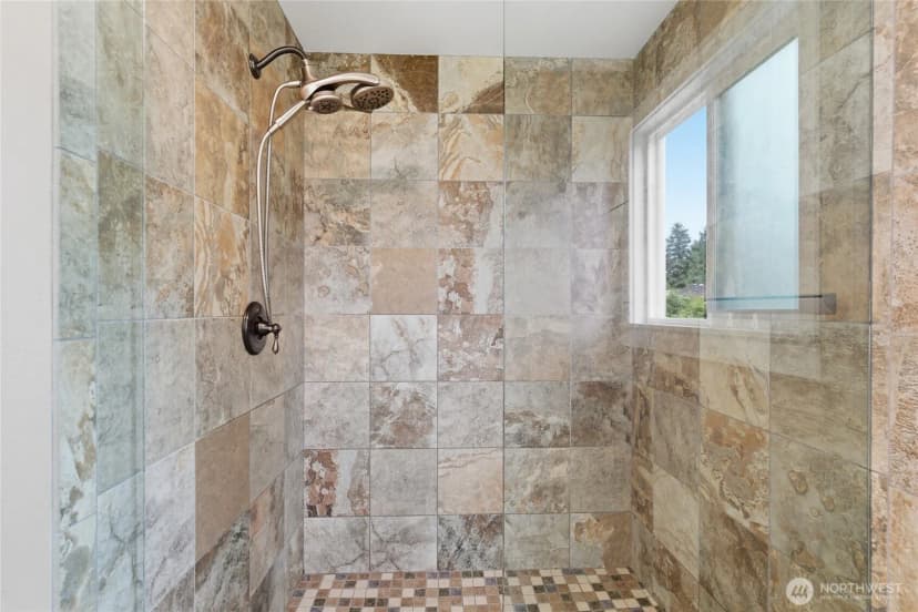 Property photo for 10927 Ne 157th Street, Bothell photo 28
