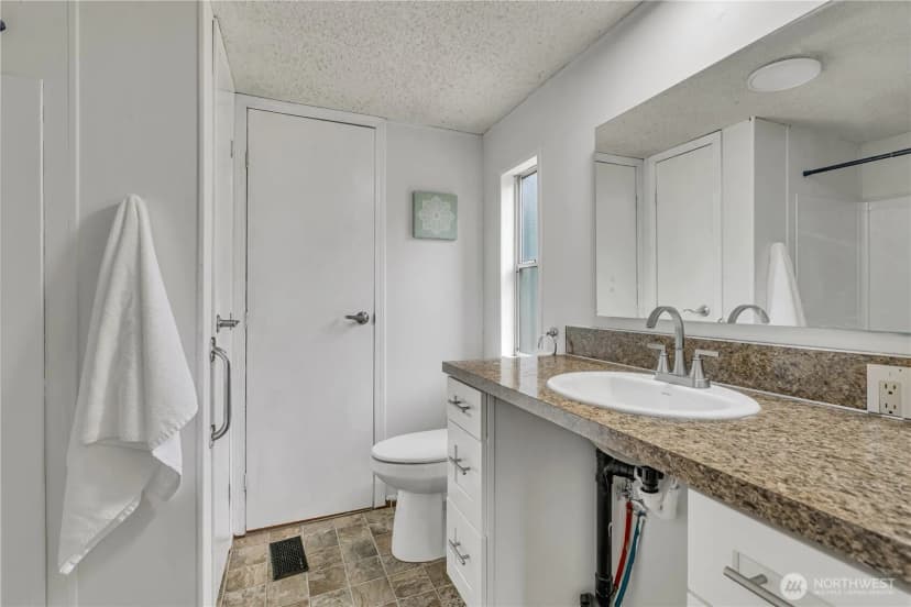 Property photo for 9813 189th Street E, Puyallup photo 13