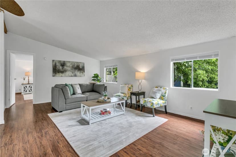 Property photo for 9813 189th Street E, Puyallup photo 4