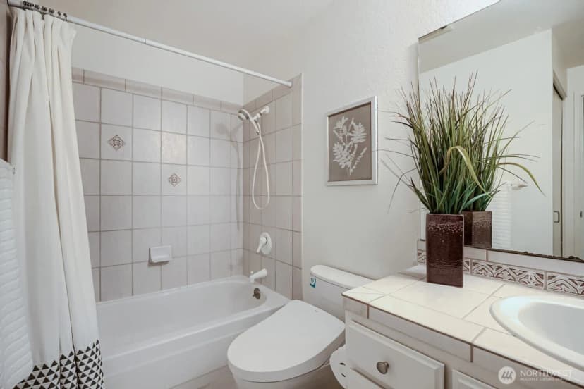 Property photo for 15301 Se 48th Drive, Bellevue photo 16