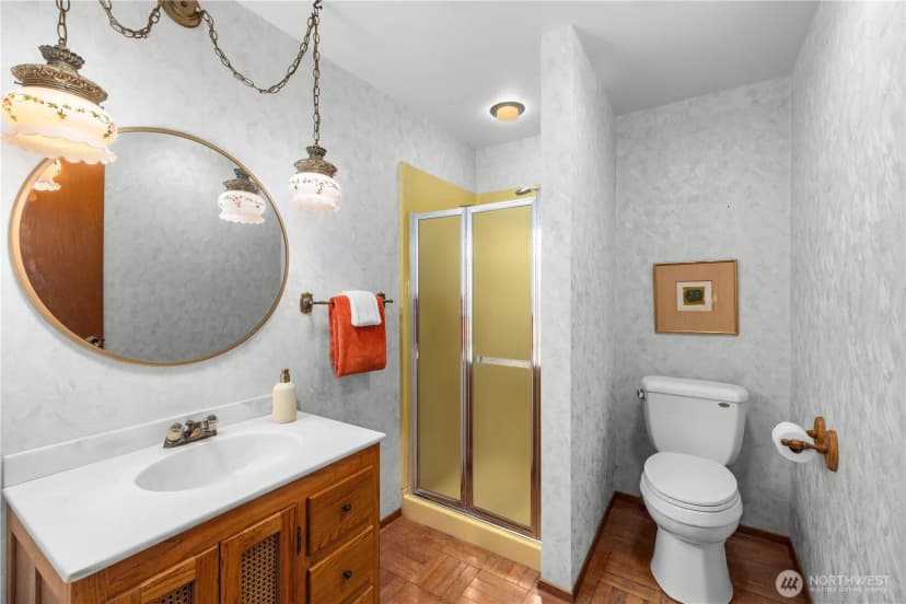 Property photo for 11032 39th Avenue Ne, Seattle photo 26