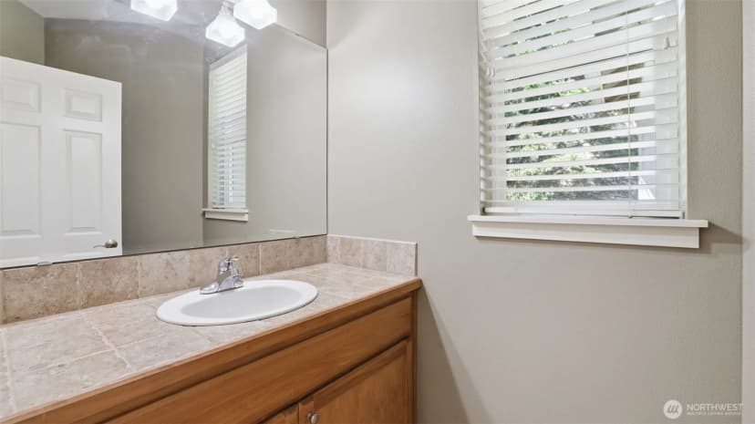 Property photo for 16820 166th Place Se, Renton photo 10