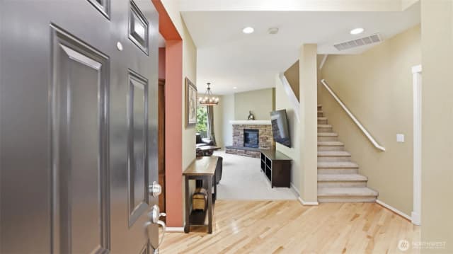Property photo for 16820 166th Place Se, Renton photo 3