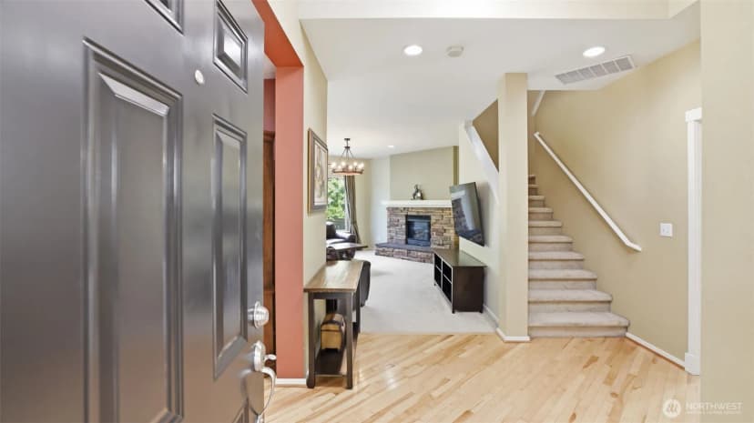 Property photo for 16820 166th Place Se, Renton photo 3