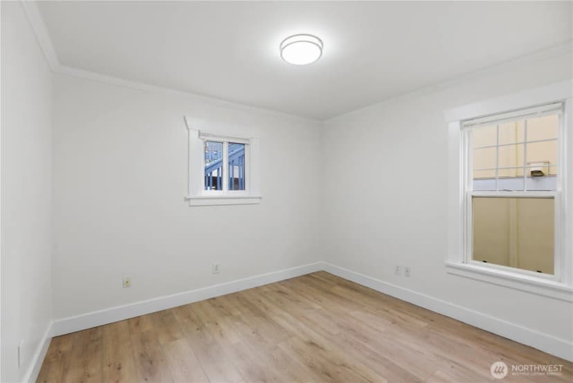 Property photo for 119 1/2 Main Street, Renton photo 22