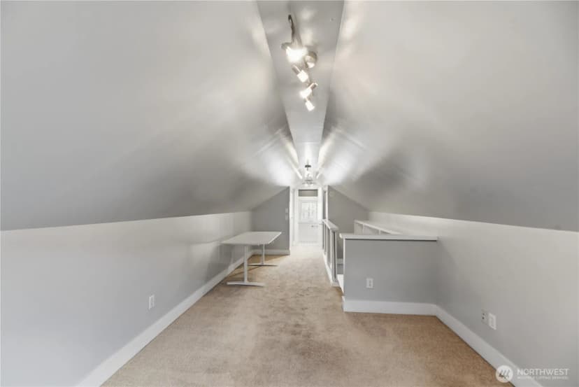 Property photo for 119 1/2 Main Street, Renton photo 30