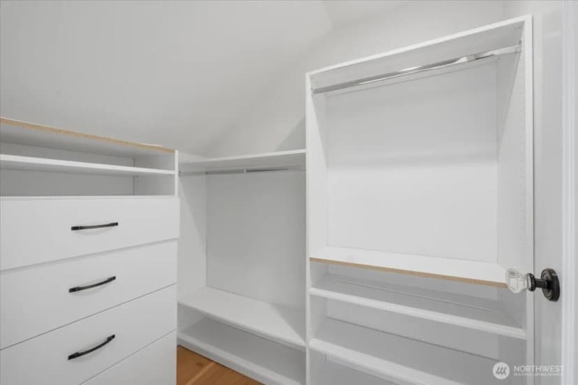 Property photo for 1902 Ne 73rd Street, Seattle photo 20