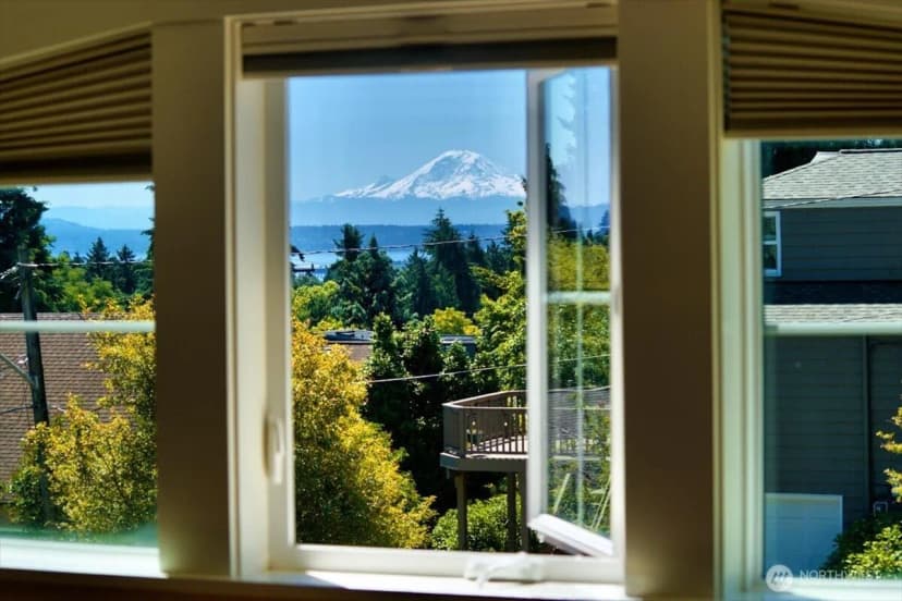 Property photo for 1902 Ne 73rd Street, Seattle photo 35