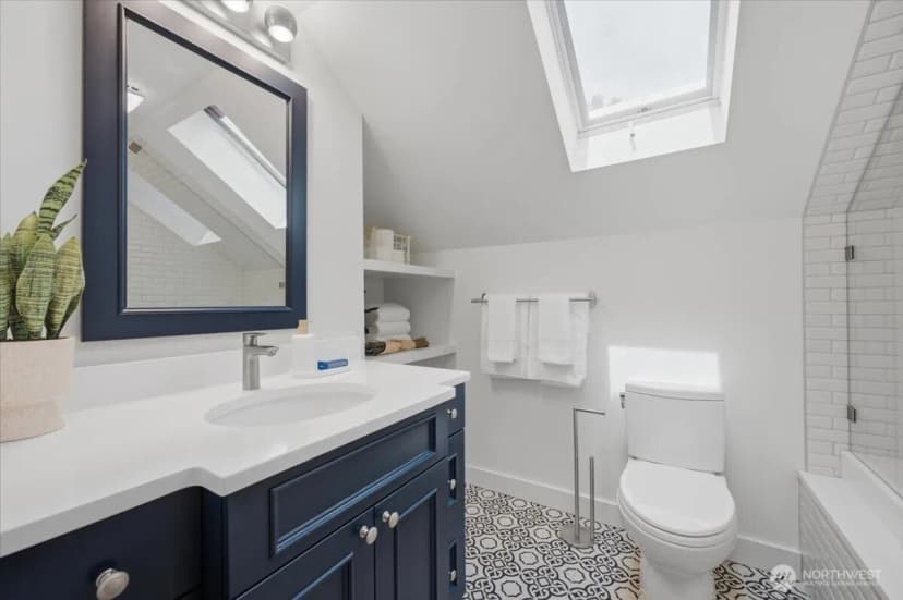 Property photo for 1902 Ne 73rd Street, Seattle photo 21