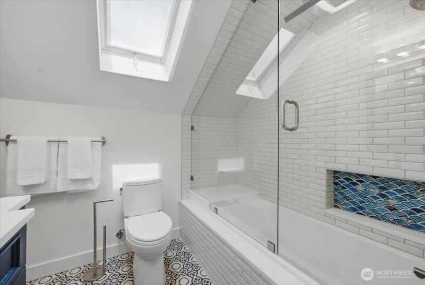 Property photo for 1902 Ne 73rd Street, Seattle photo 22