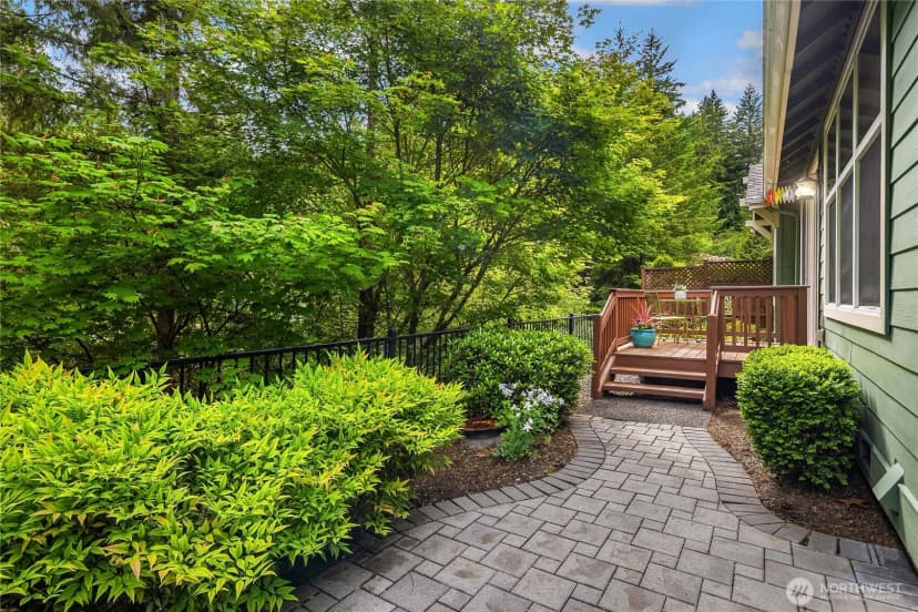 Property photo for 24253 Ne Vine Maple Way, Redmond photo 23