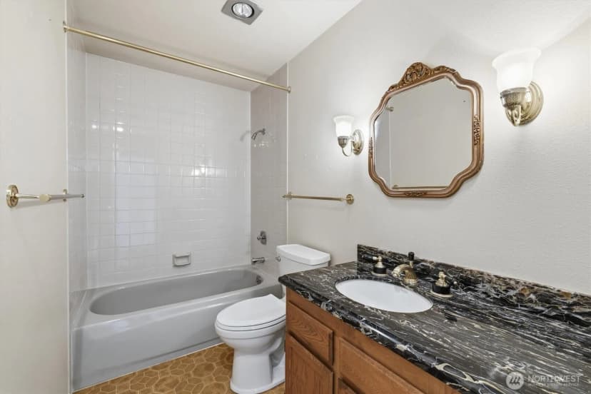 Property photo for 601 S 227th Street #407n, Des Moines photo 11