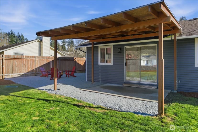 Property photo for 21720 Se 237th Street, Maple Valley photo 16