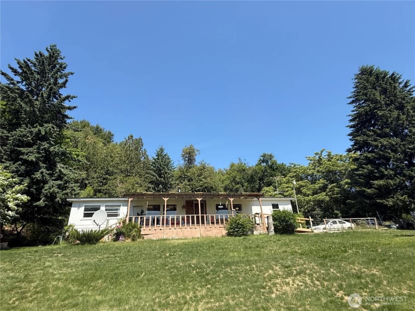 Property photo for 24 Hubbert Road, Omak photo 2