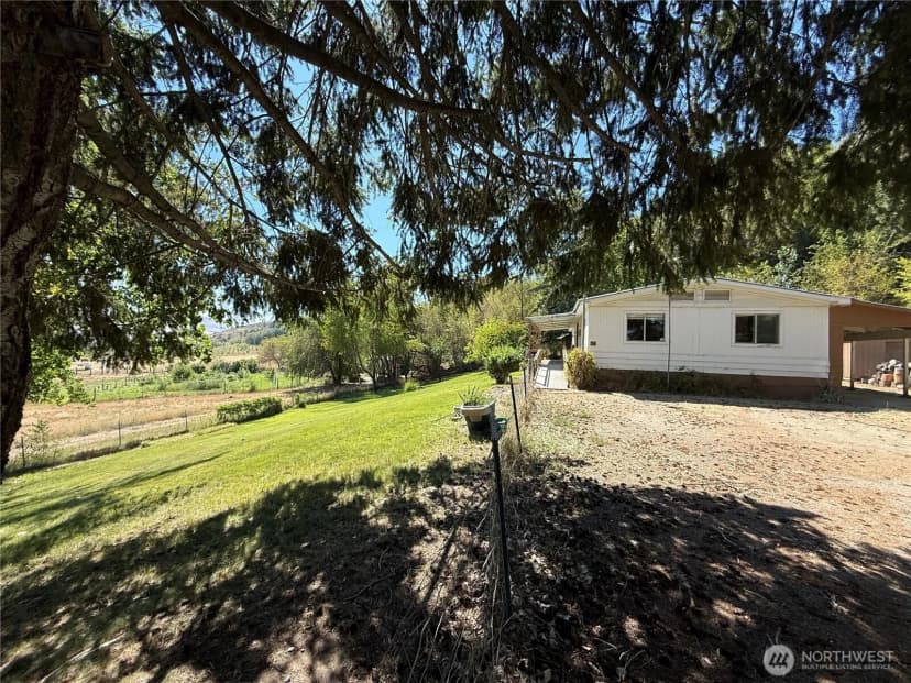 Property photo for 24 Hubbert Road, Omak photo 8