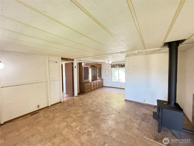 Property photo for 24 Hubbert Road, Omak photo 9