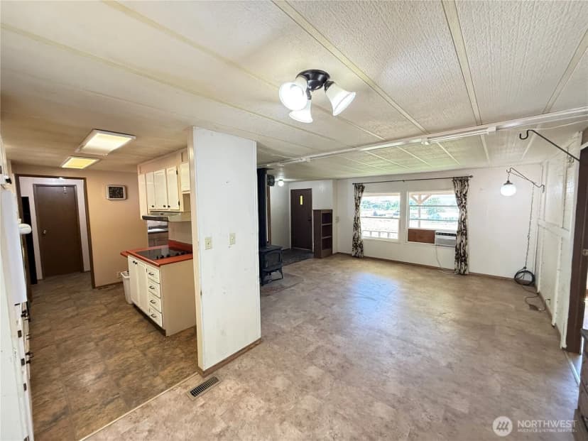 Property photo for 24 Hubbert Road, Omak photo 18