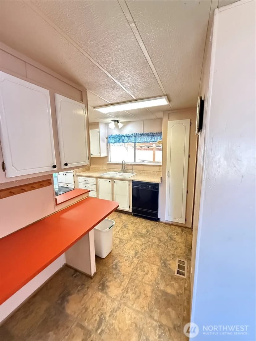 Property photo for 24 Hubbert Road, Omak photo 35