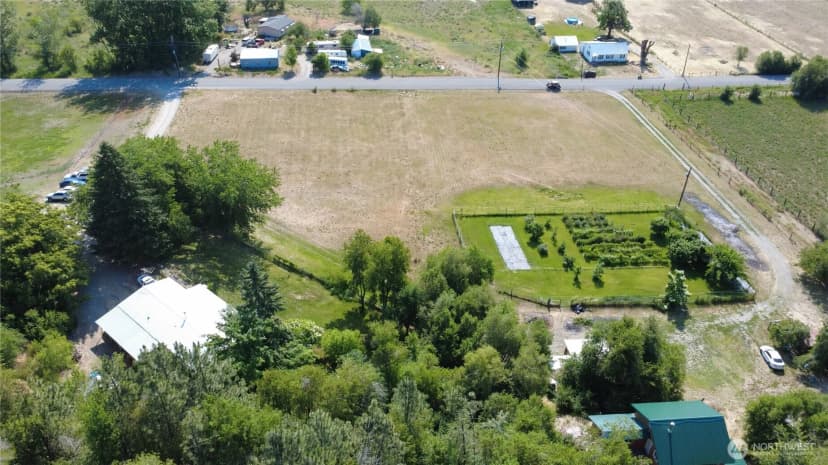 Property photo for 24 Hubbert Road, Omak photo 4