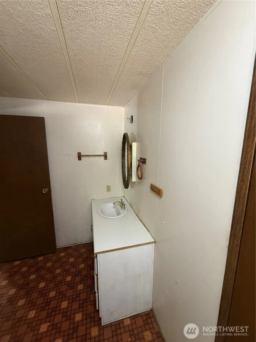 Property photo for 24 Hubbert Road, Omak photo 26
