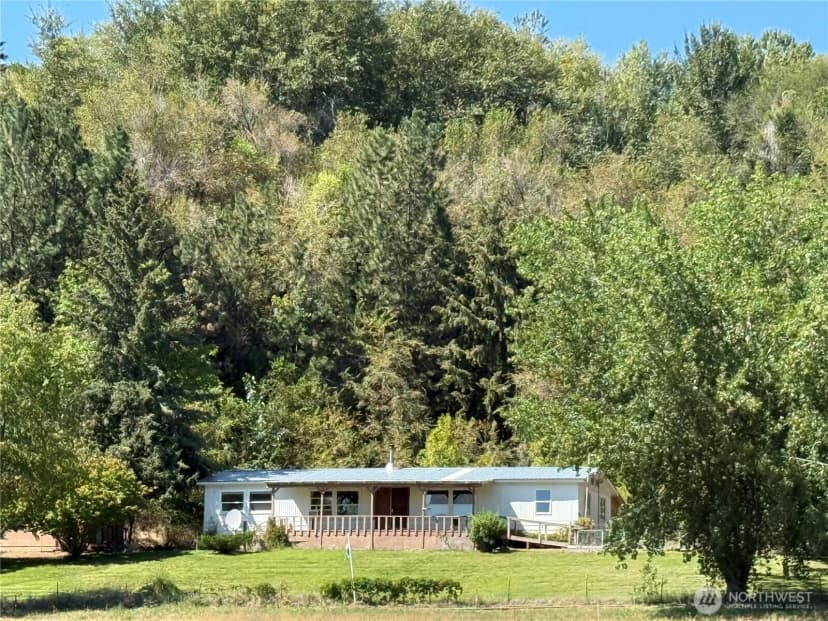 Property photo for 24 Hubbert Road, Omak photo 6