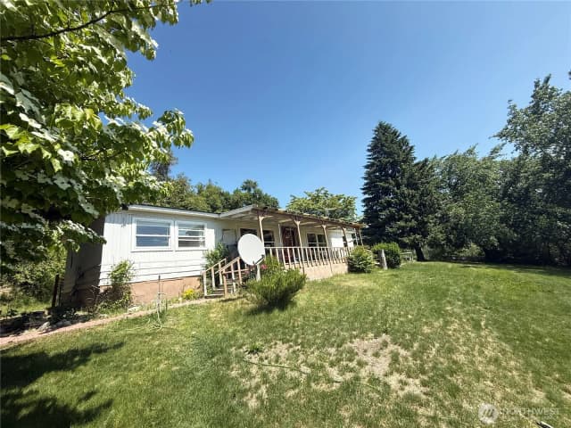 Property photo for 24 Hubbert Road, Omak