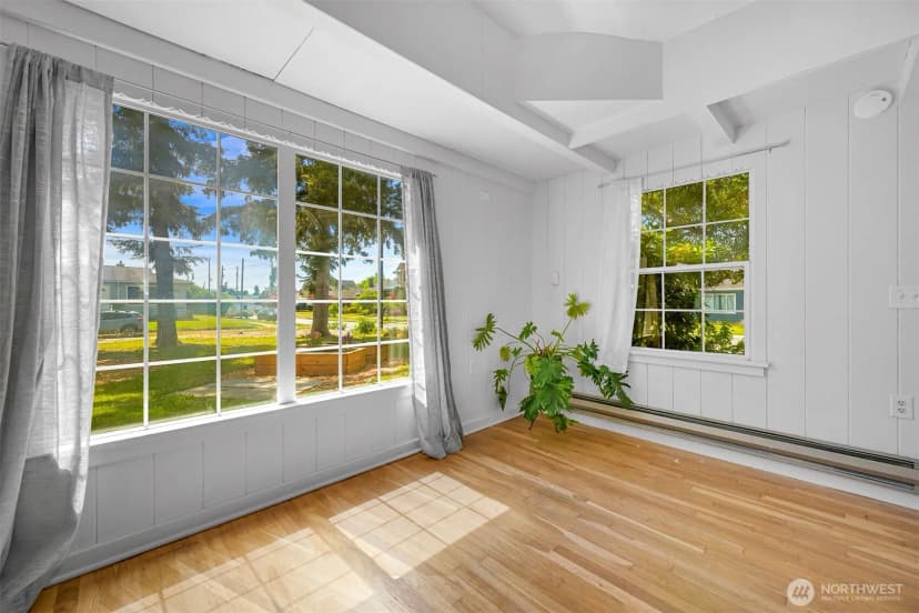 Property photo for 2500 I Street, Bellingham photo 10