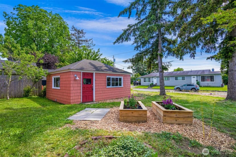 Property photo for 2500 I Street, Bellingham photo 4