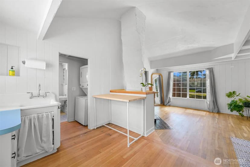 Property photo for 2500 I Street, Bellingham photo 15