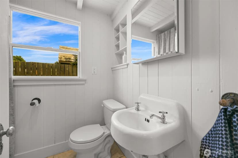 Property photo for 2500 I Street, Bellingham photo 21