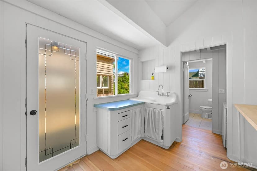 Property photo for 2500 I Street, Bellingham photo 18
