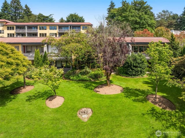 Property photo for 11626 100th Avenue Ne #c116, Kirkland photo 4