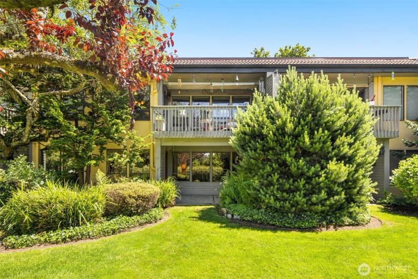Property photo for 11626 100th Avenue Ne #c116, Kirkland photo 13
