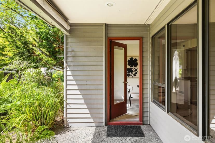 Property photo for 11626 100th Avenue Ne #c116, Kirkland photo 14