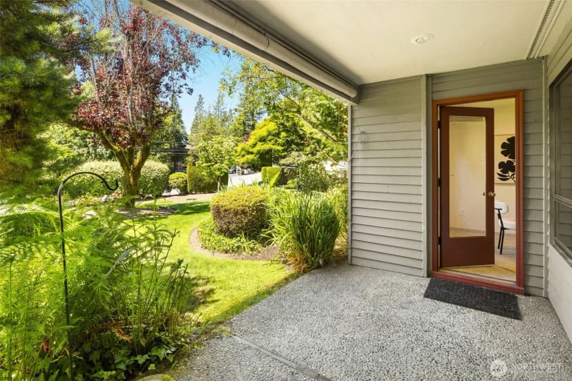 Property photo for 11626 100th Avenue Ne #c116, Kirkland photo 12