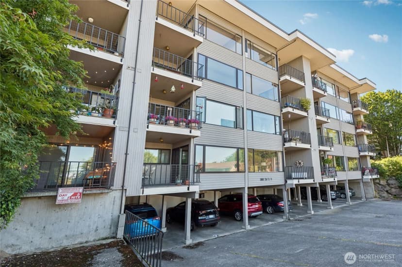Property photo for 3661 24th Place W #107, Seattle photo 16