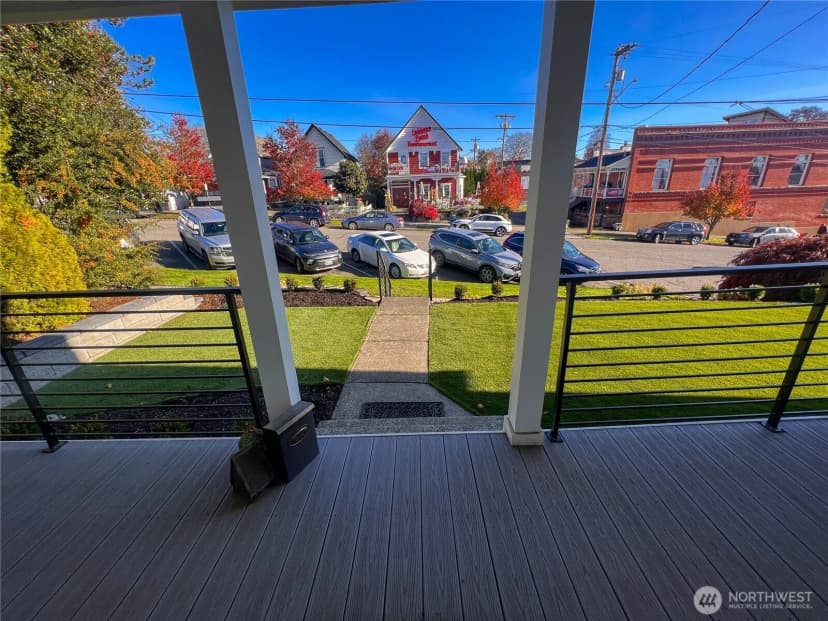 Property photo for 112 Avenue A, Snohomish photo 3