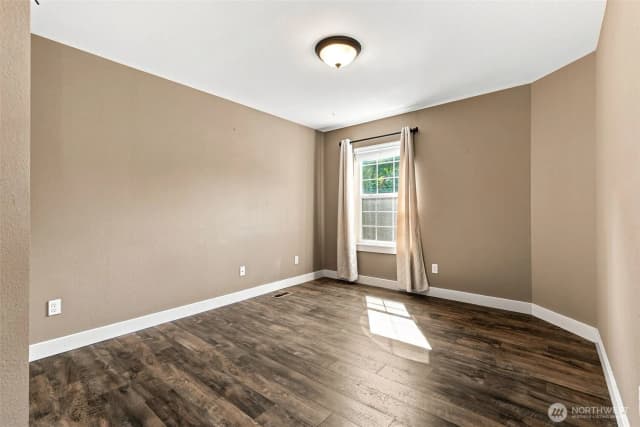 Property photo for 1414 Harvest Avenue Se, Olympia photo 2