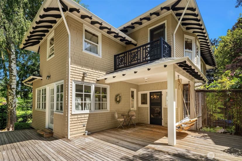 Property photo for 131 Madrona Place E, Seattle photo 28