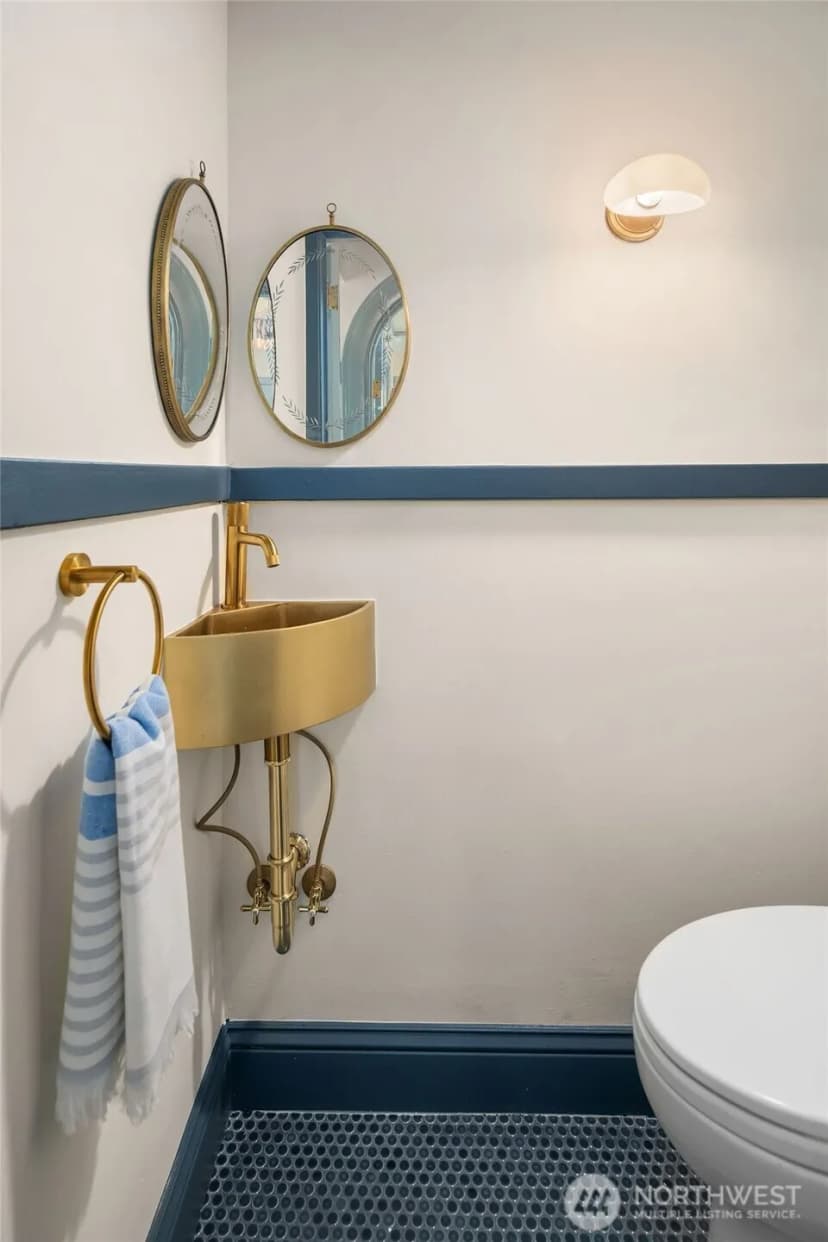 Property photo for 131 Madrona Place E, Seattle photo 15