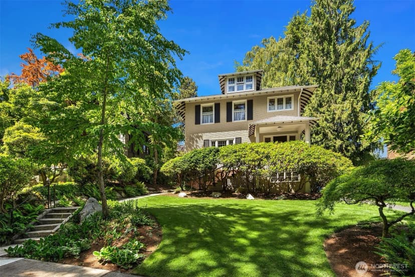 Property photo for 131 Madrona Place E, Seattle photo 3