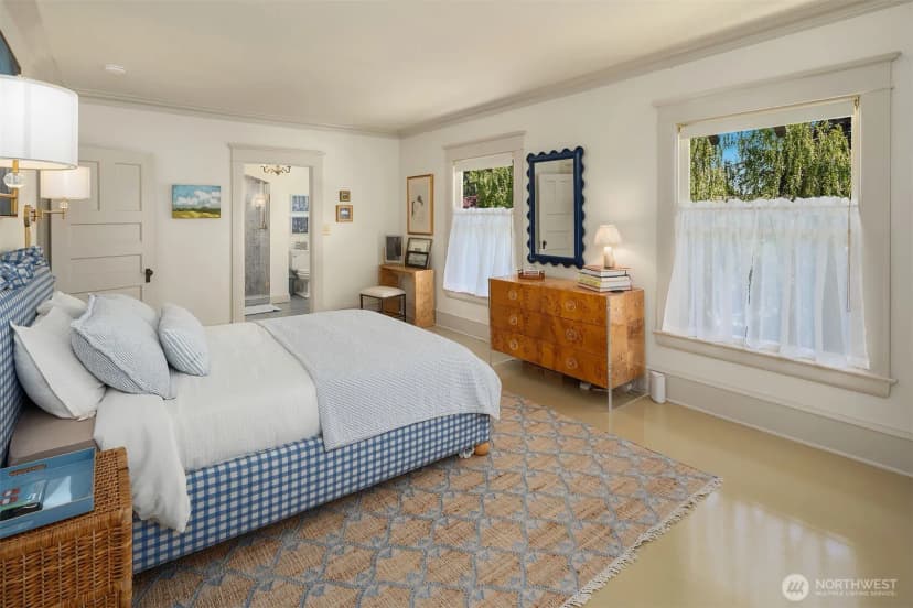 Property photo for 131 Madrona Place E, Seattle photo 18