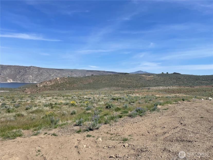 Property photo for 3 Xxx Hwy 174, Grand Coulee photo 7