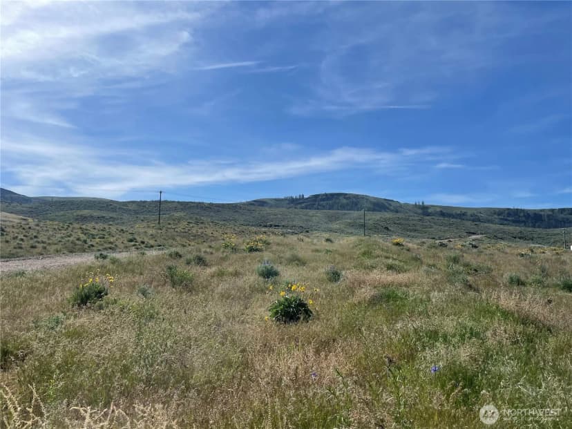Property photo for 3 Xxx Hwy 174, Grand Coulee photo 4